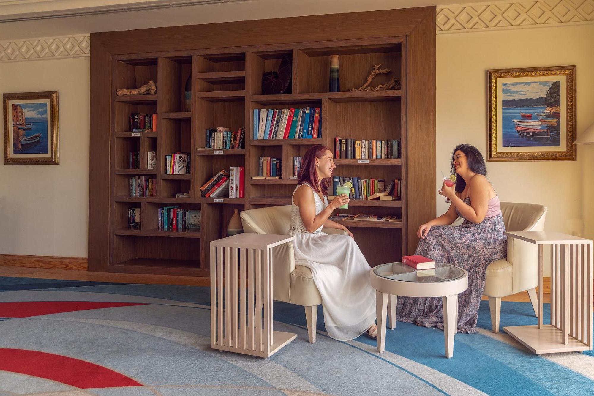 Old Palace Resort Sahl Hasheesh 후르가다 외부 사진 Library